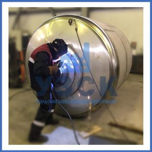 Купить баки и ёмкости из нержавеющей стали от завода УЗСК в Братске